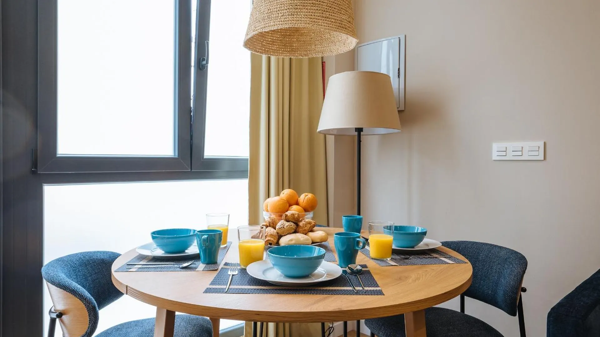 New Hostly Alameda Apartments Sevilla Spanje