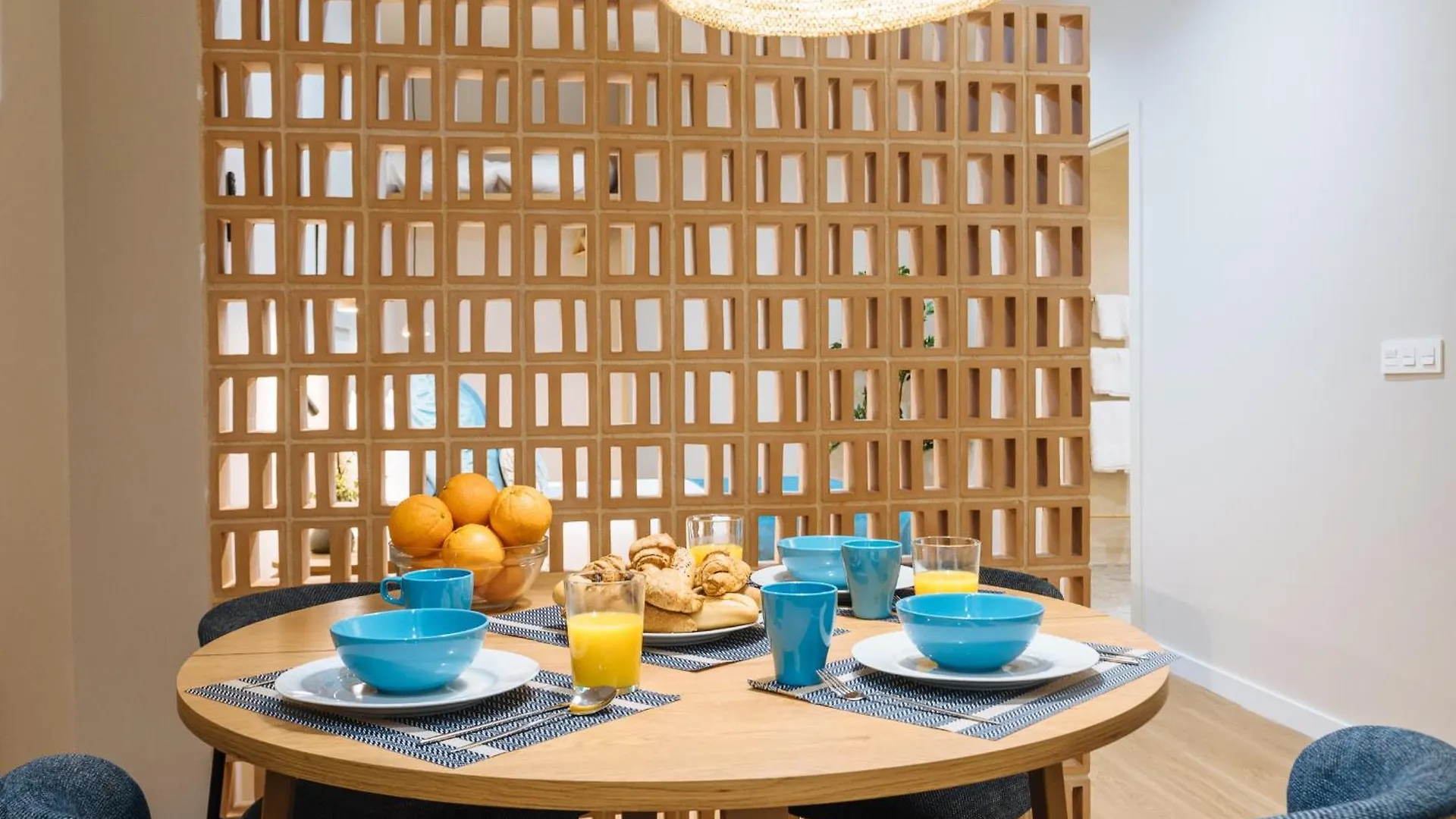New Hostly Alameda Apartments Sevilla Spanien
