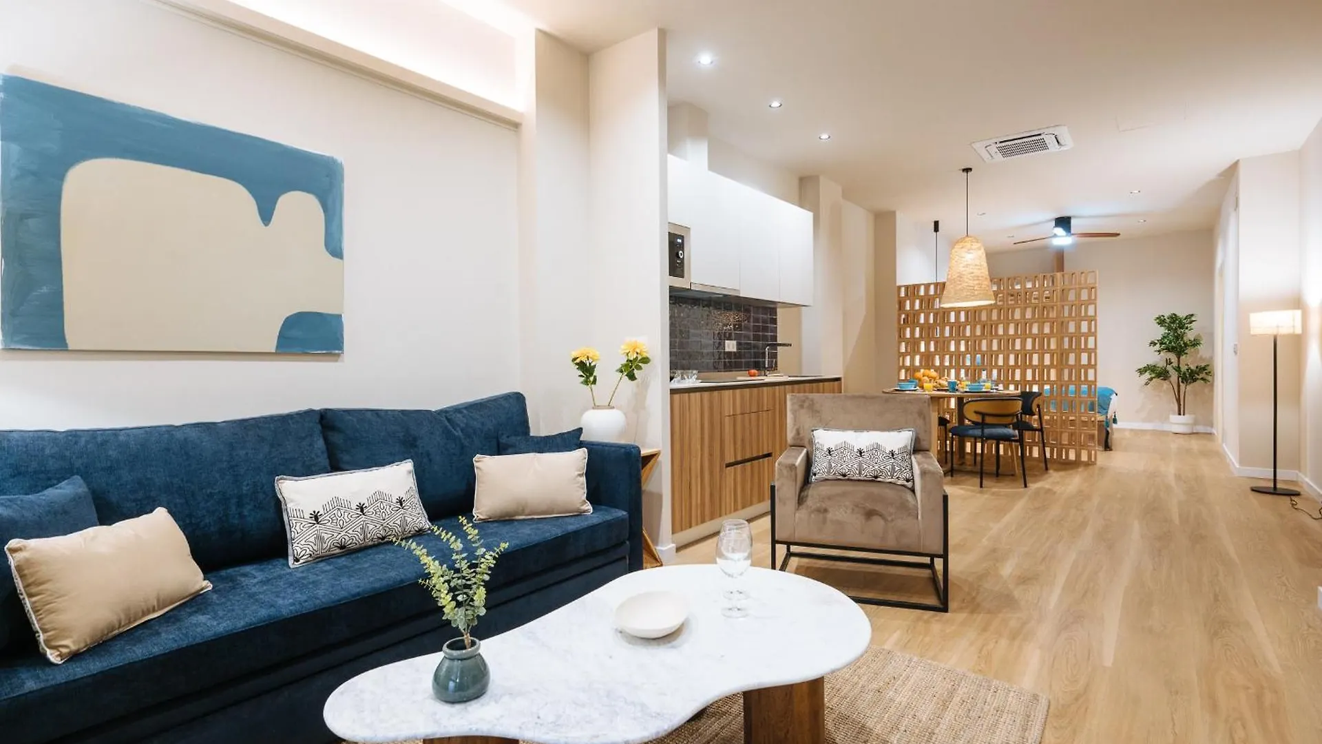 New Hostly Alameda Apartments Siviglia