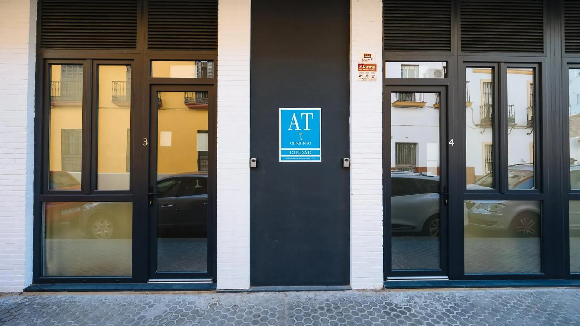 New Hostly Alameda Apartments Siviglia Spagna